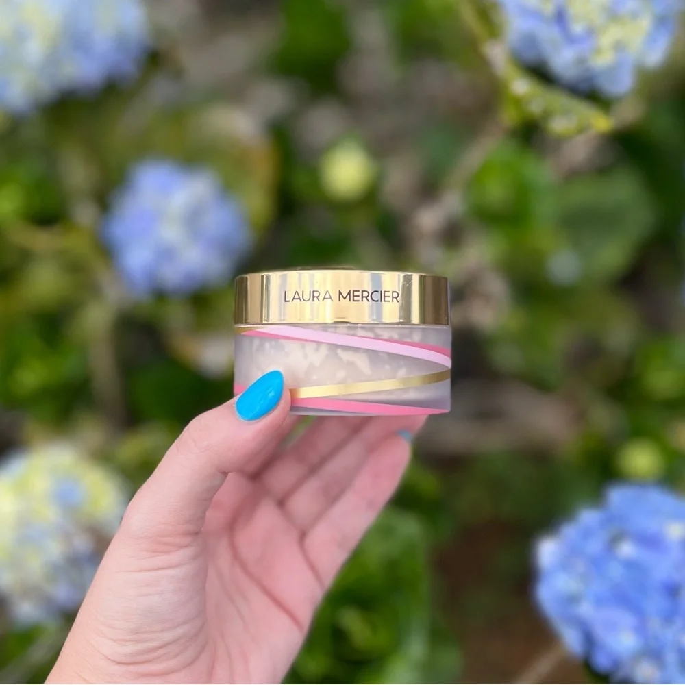 Laura Mercier Translucent Setting Powder - Picture 1 of 13